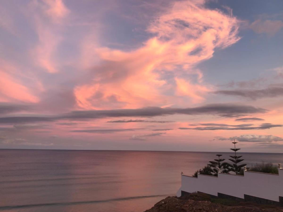 Fuerteventura Beach Vacations And Blue Mango Surf&Fitness Center At Charco 罗萨里奥港 外观 照片
